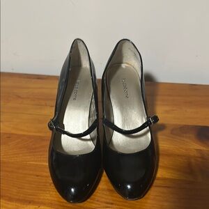 Liz Claiborne Black Patent Leather Mary Jane Heels, size 10M